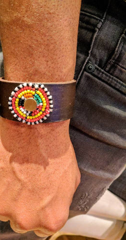 Leather Bracelet with Maasai beads in circular pattern.
